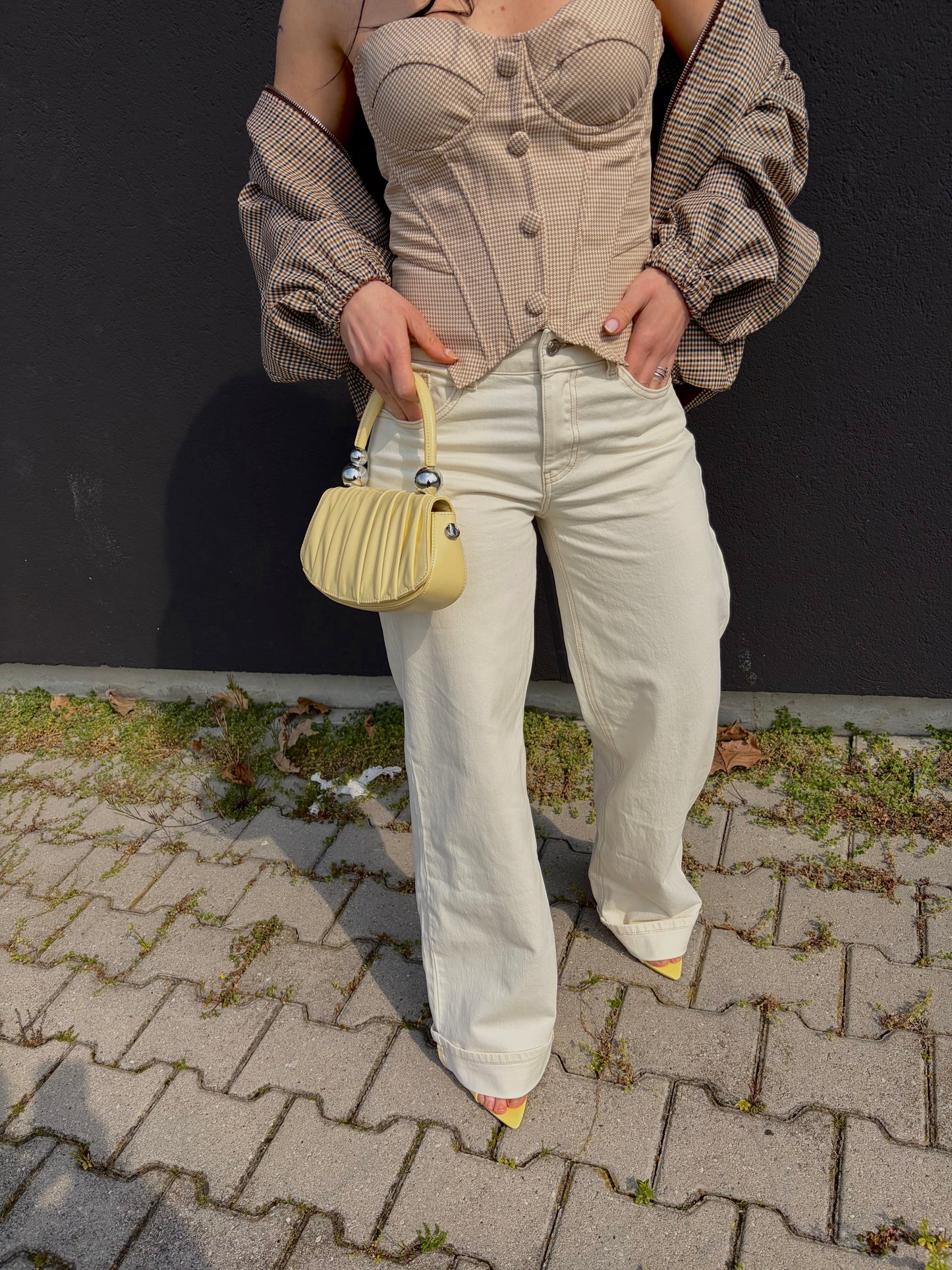 JEANS BIANCO CUCITURE CUOIO