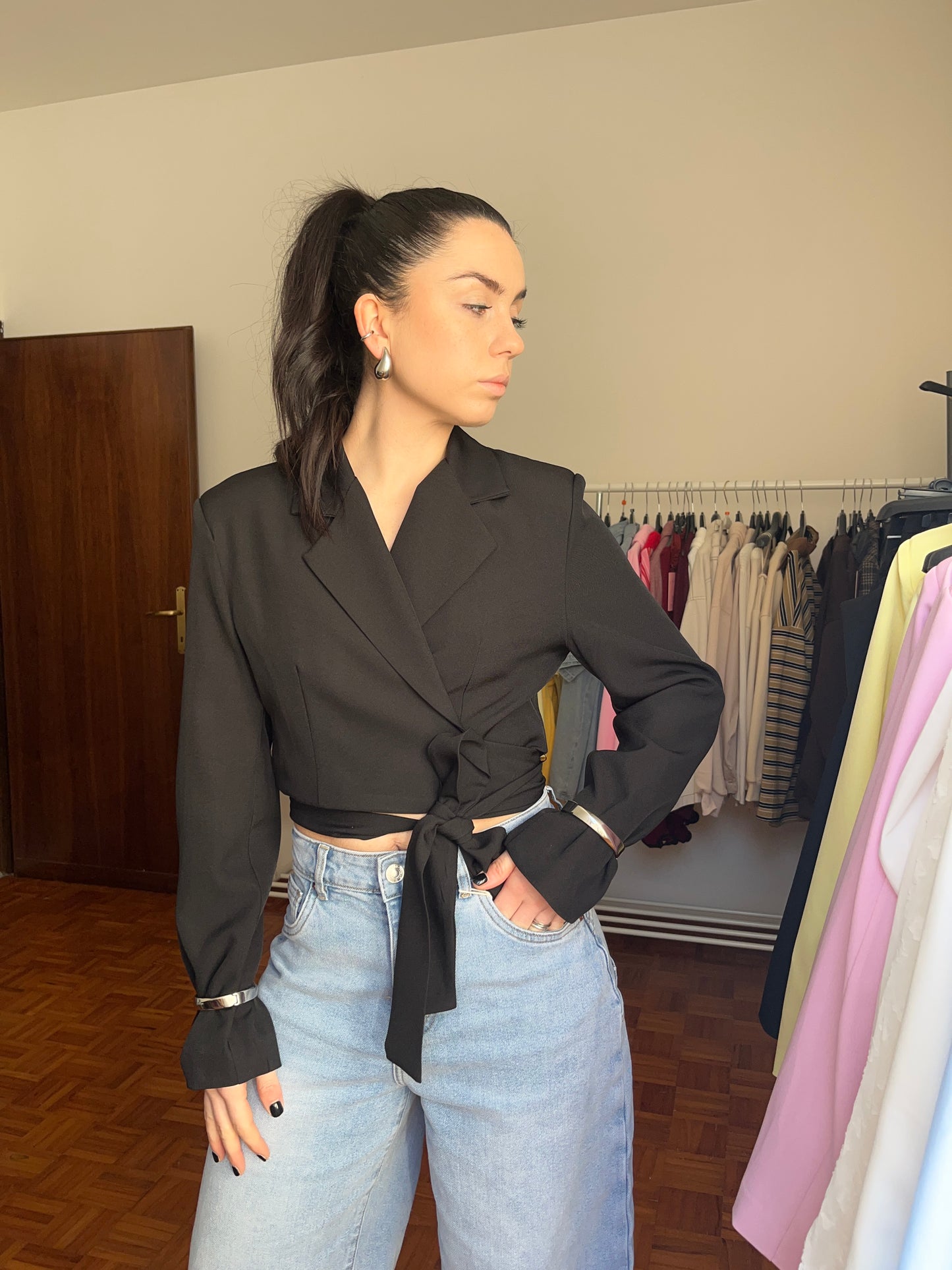 Blazer top crop intreccio nero