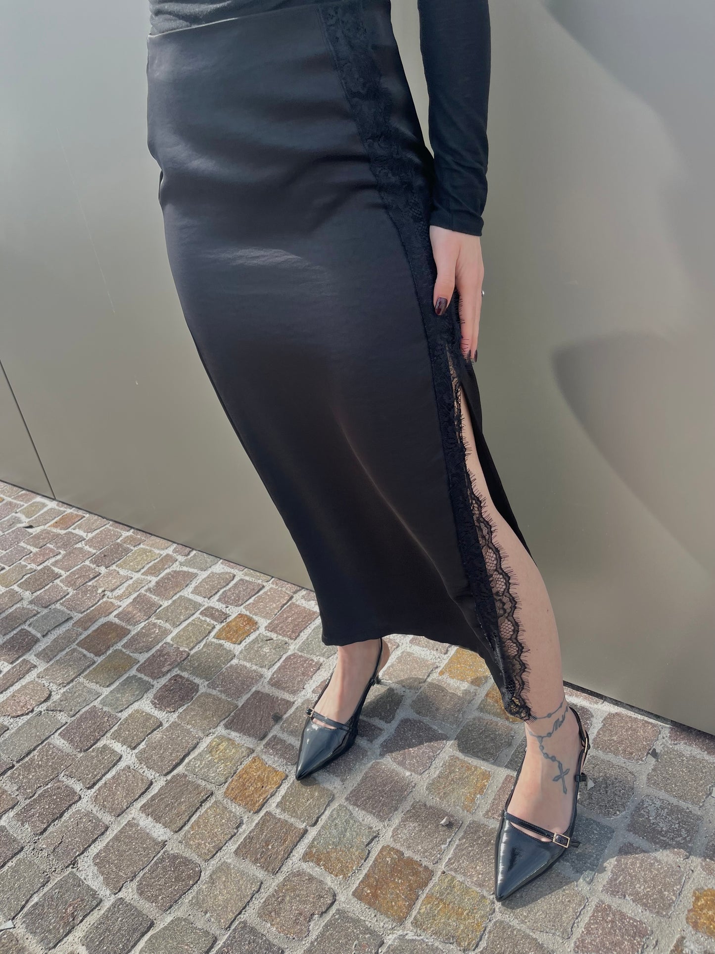 Gonna raso pizzo by lumina