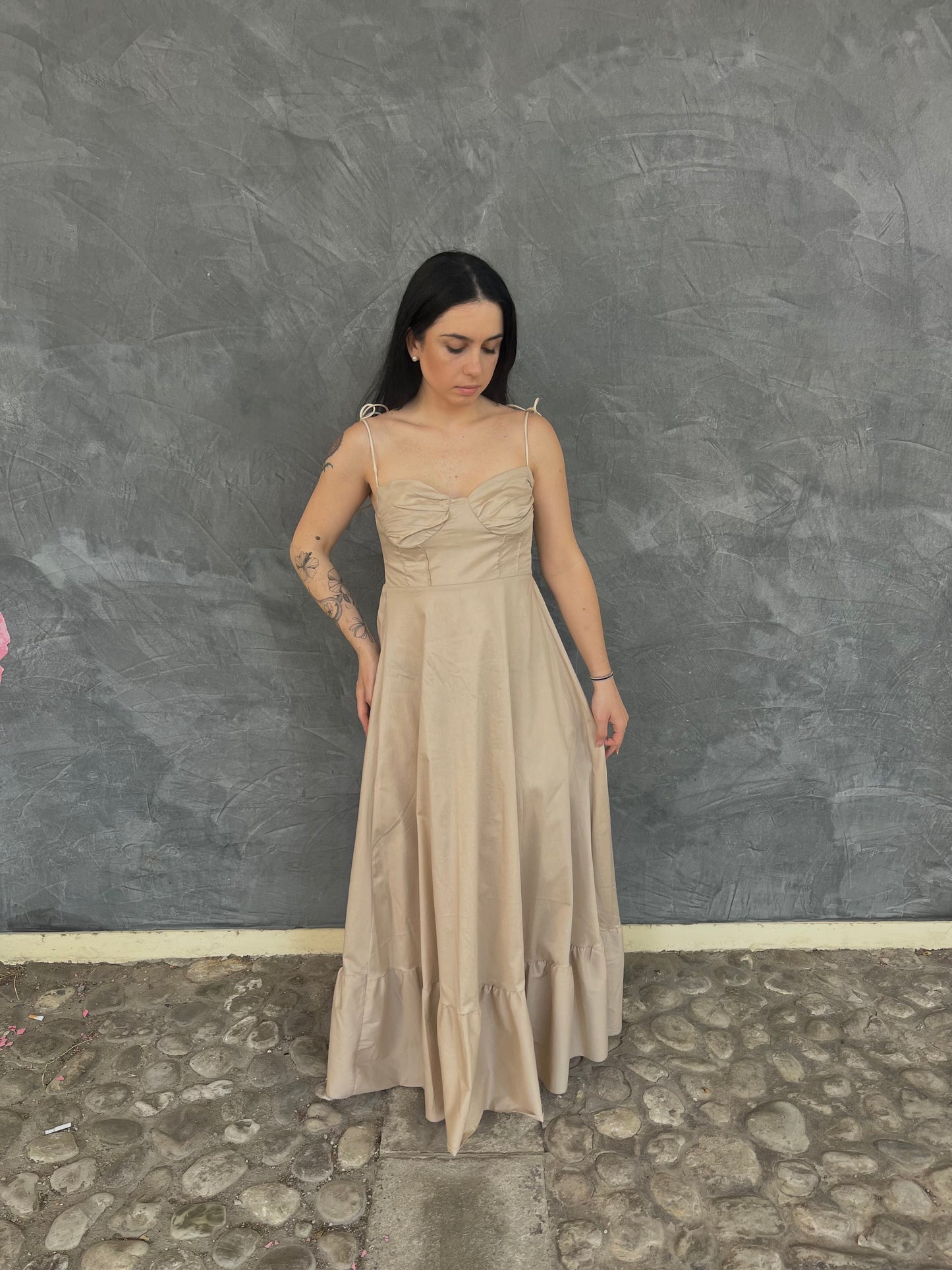 abito Capri beige