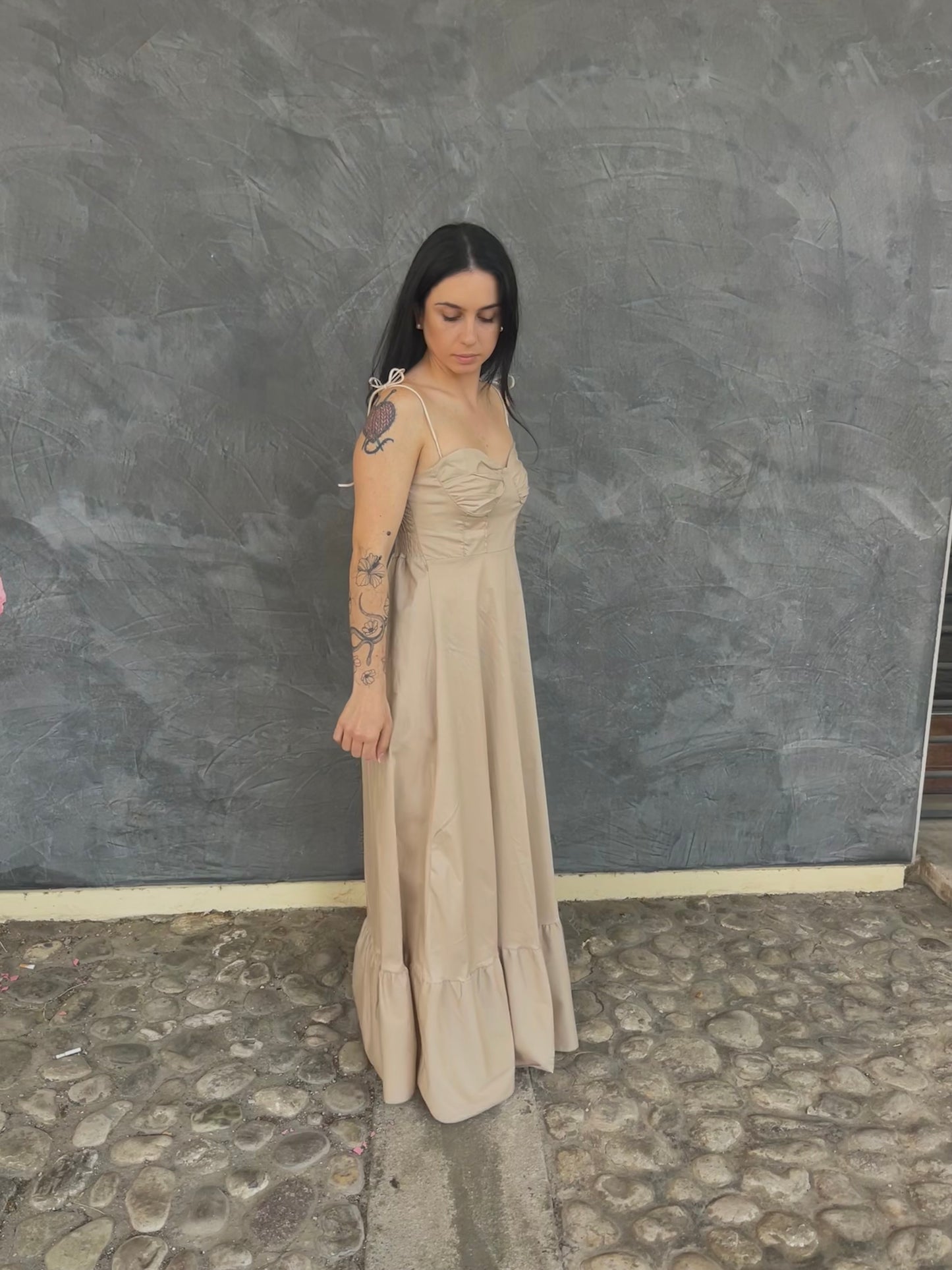 abito Capri beige