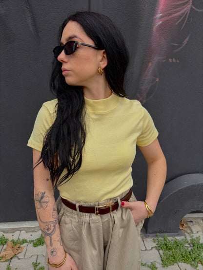 T-SHIRT YELLOW