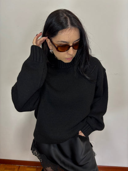 MAGLIONE OVER NERO
