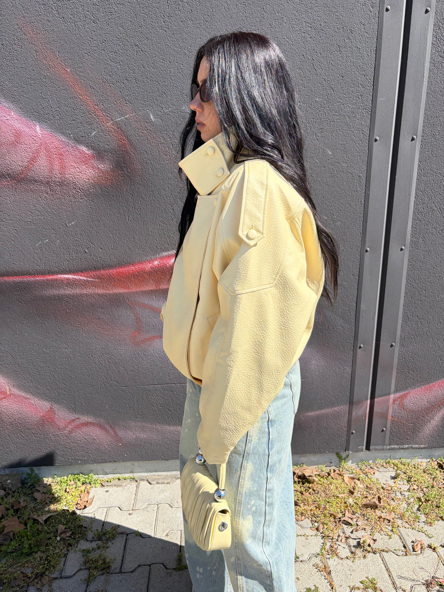 CHIODO GIALLO BURRO VIRAL