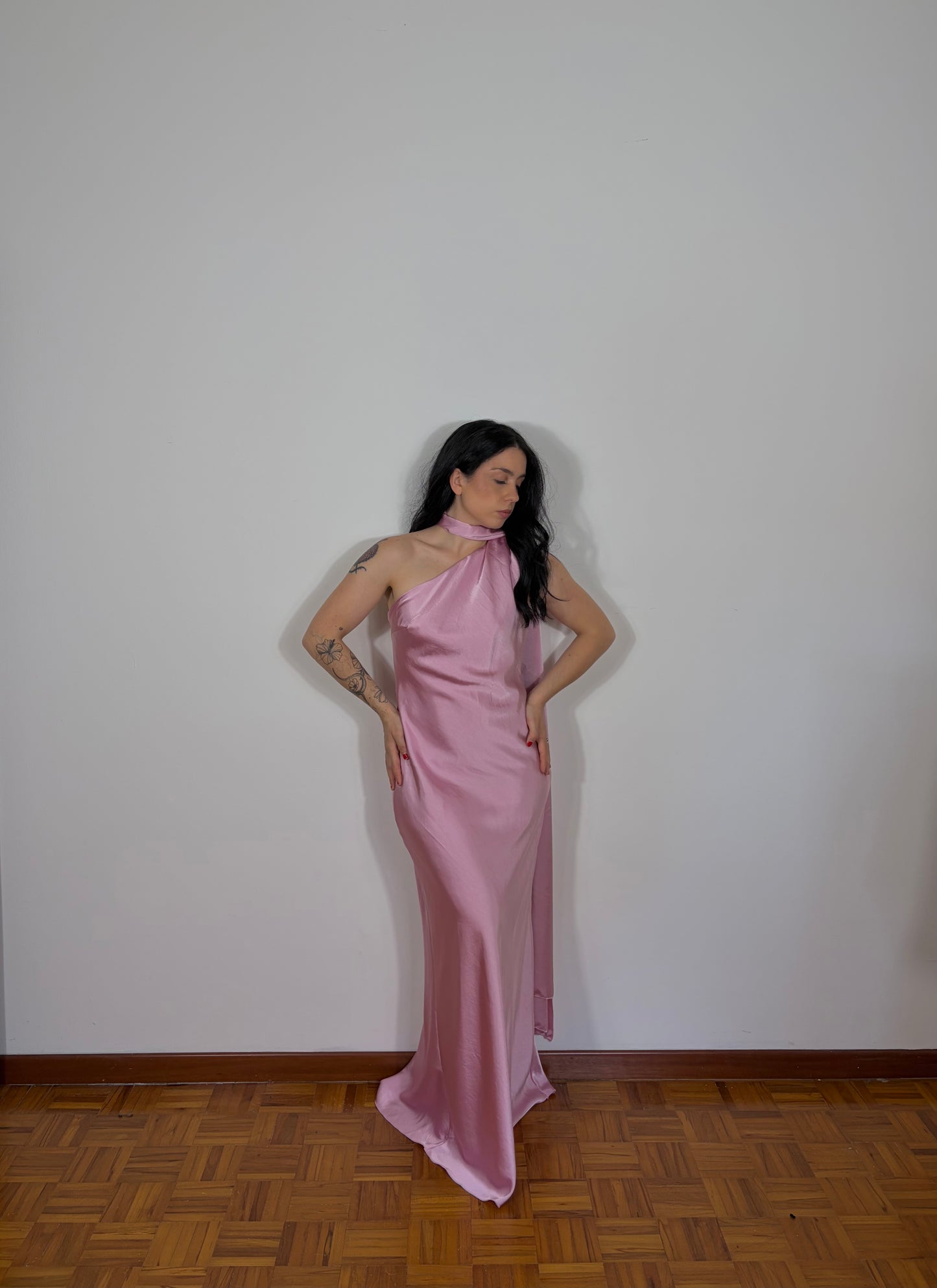 ABITO LUNGO MONOSPALLA ROSA ANTICO