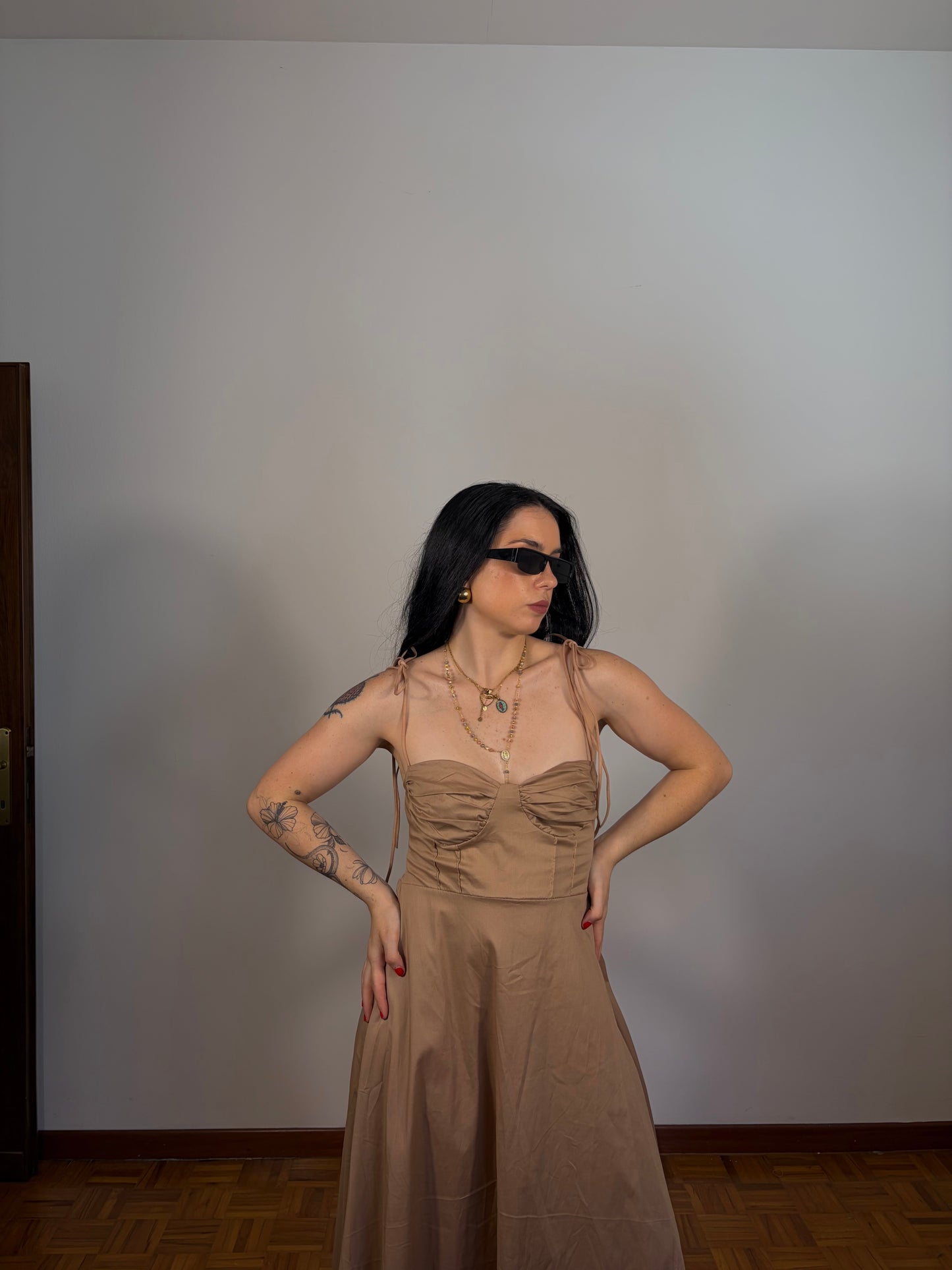 ABITO CAPRI BEIGE