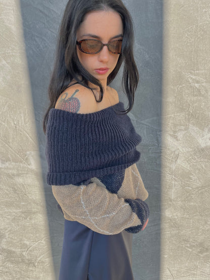 PULL ROMBO SCOLLATO BLU