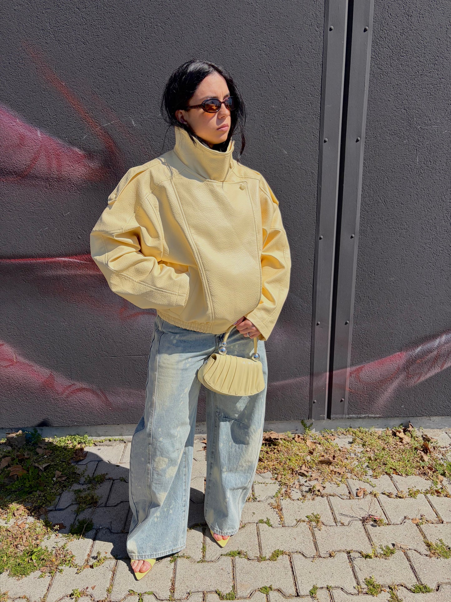 CHIODO GIALLO BURRO VIRAL