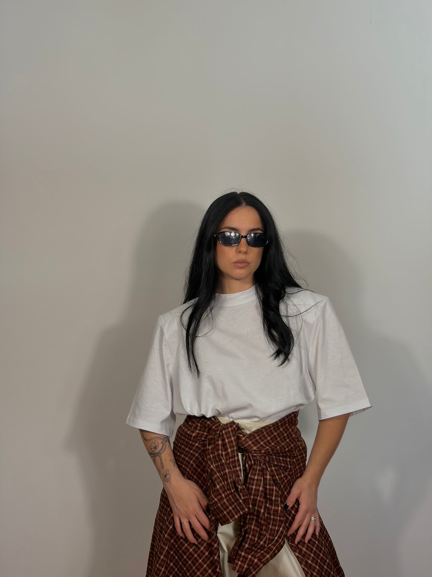 T-SHIRT WHITE OVER