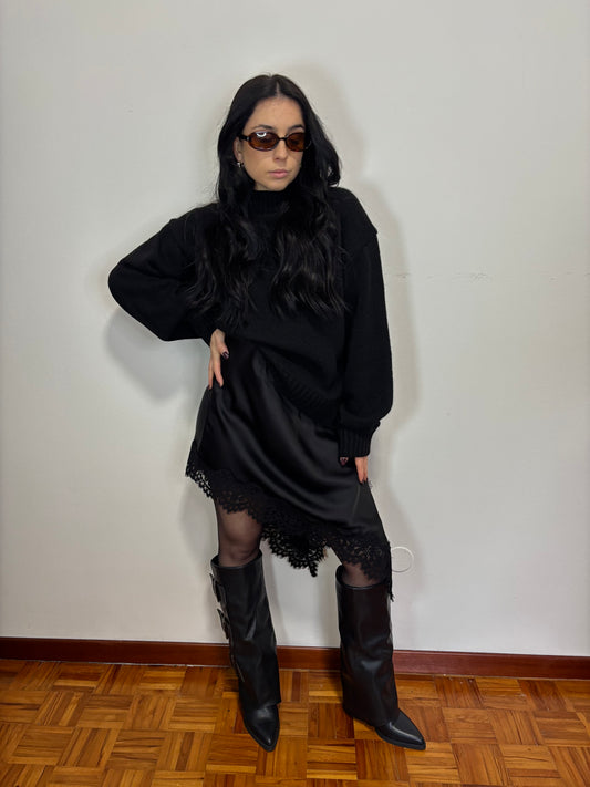 GONNA IN RASO CON PIZZO