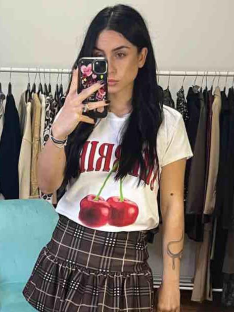 T-shirt cherries